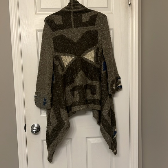 Asymmetrical jacket - Picture 3 of 3